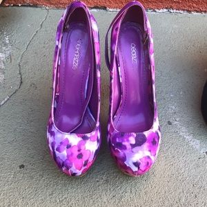 Shoedazzle heels